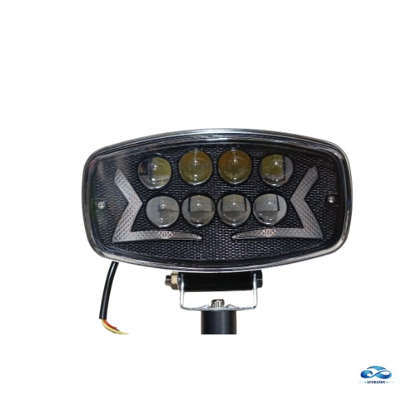 Foco Ocho LED Ovalado Automotriz con Diseño Direccional Foco Ocho LED Ovalado Automotriz con Diseño Direccional